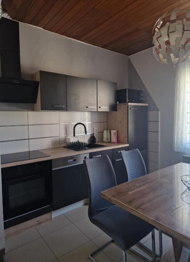 Postira Apartment By The Sea Екстериор снимка
